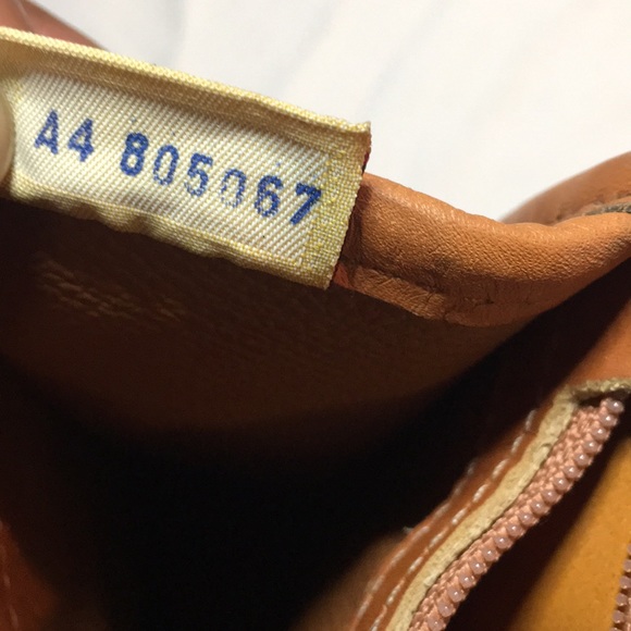 Vintage Dooney & Burke and Wallet - Picture 2 of 5